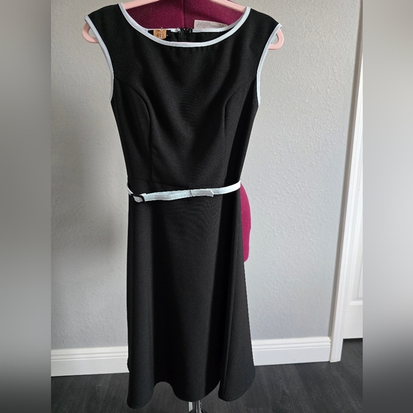 I.N. San Francisco Dresses & Skirts - I.N. San Francisco Black Midi Dress with Light Blue Accents. Size 5